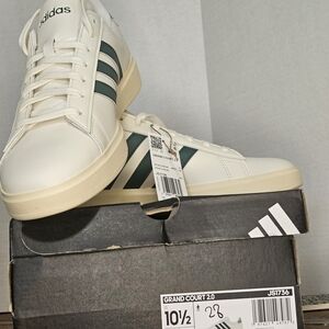adidas Grand Court 2.0 Men's Sneakers in Cream with Green Stripes